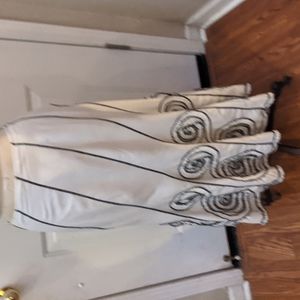 Fit and flare black and white skirt